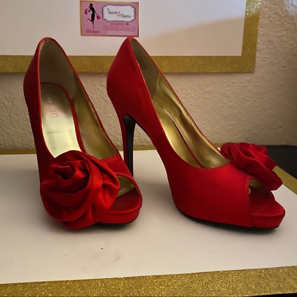 “ Nine West” Red Heels size “ 8 m “ - Picture 8 of 11